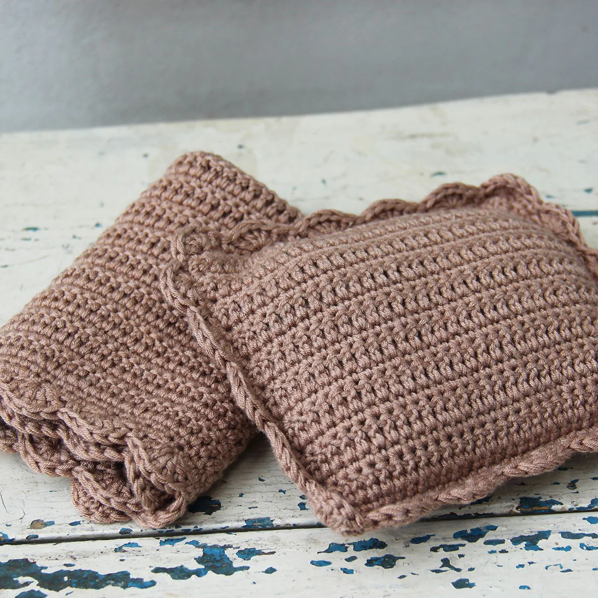 Teddy with blanket and pillow - Basse - Image 3