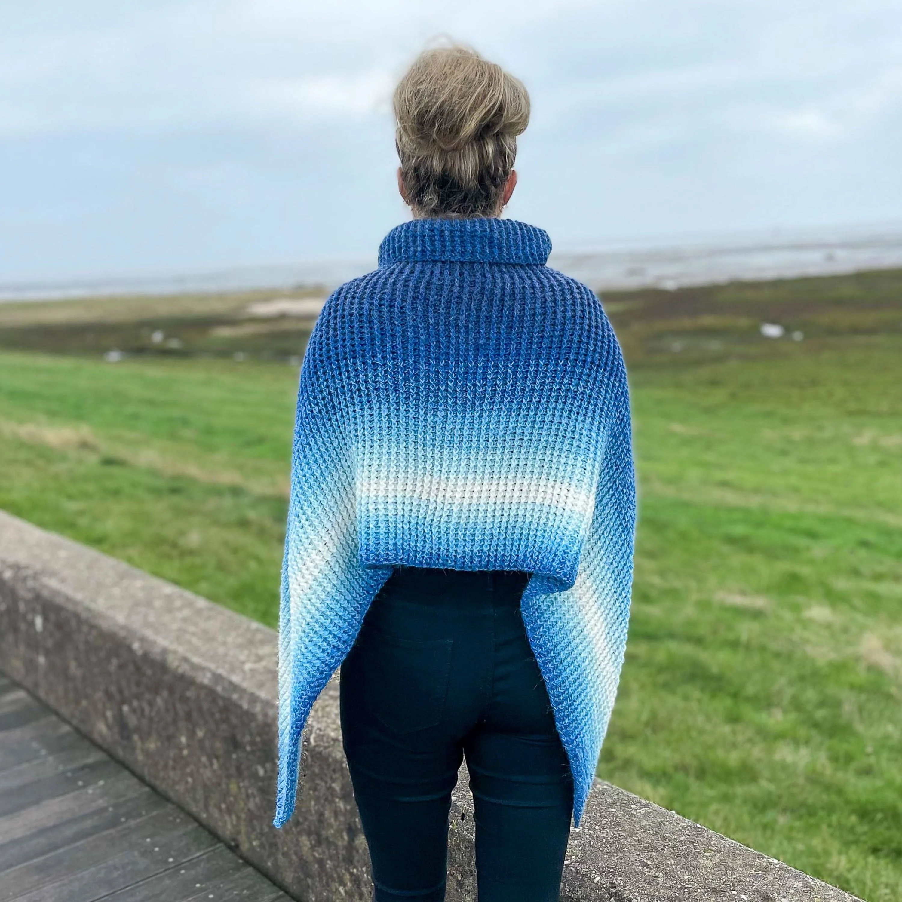 In-Lines Alpaca - Poncho - Image 4