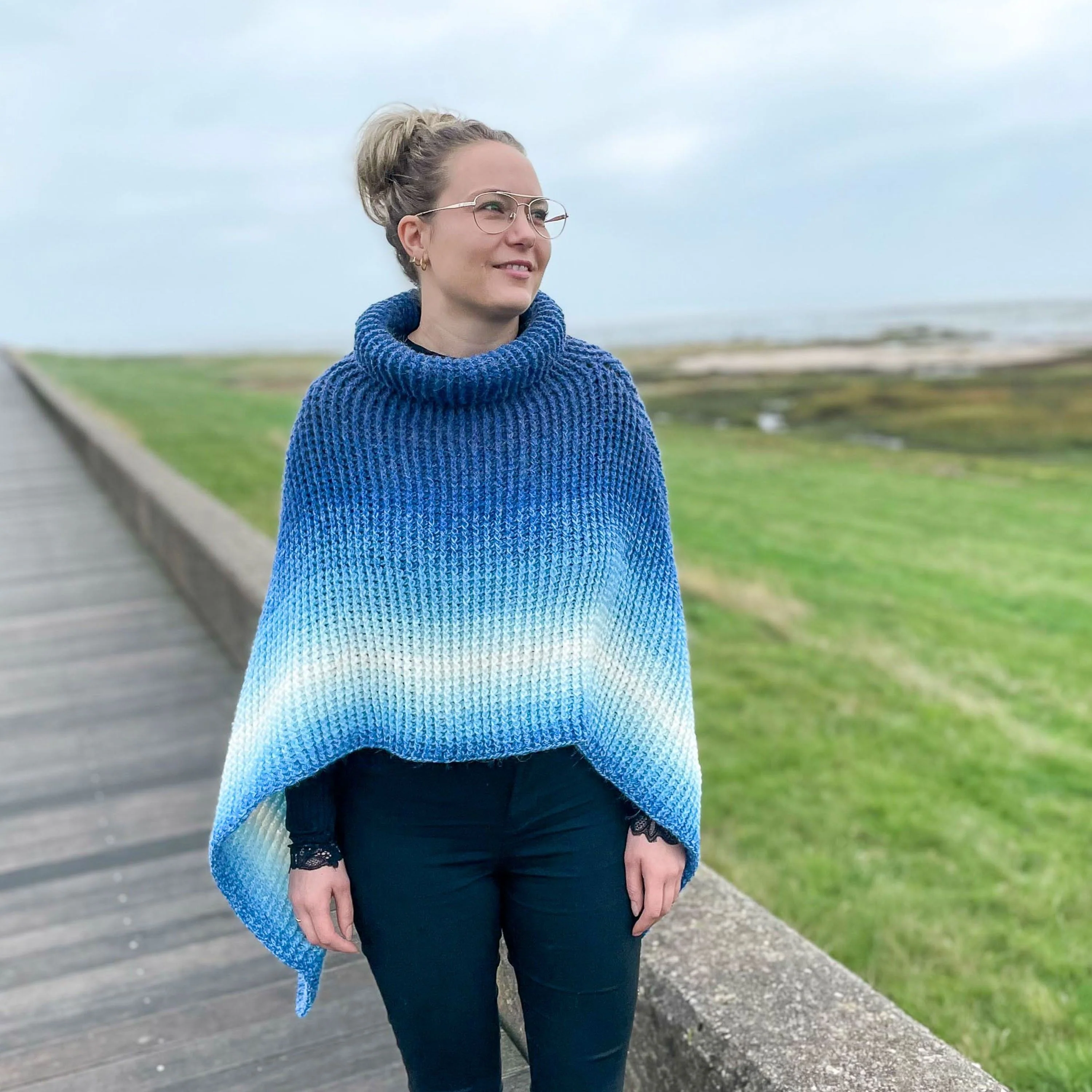 In-Lines Alpaca - Poncho - Image 6