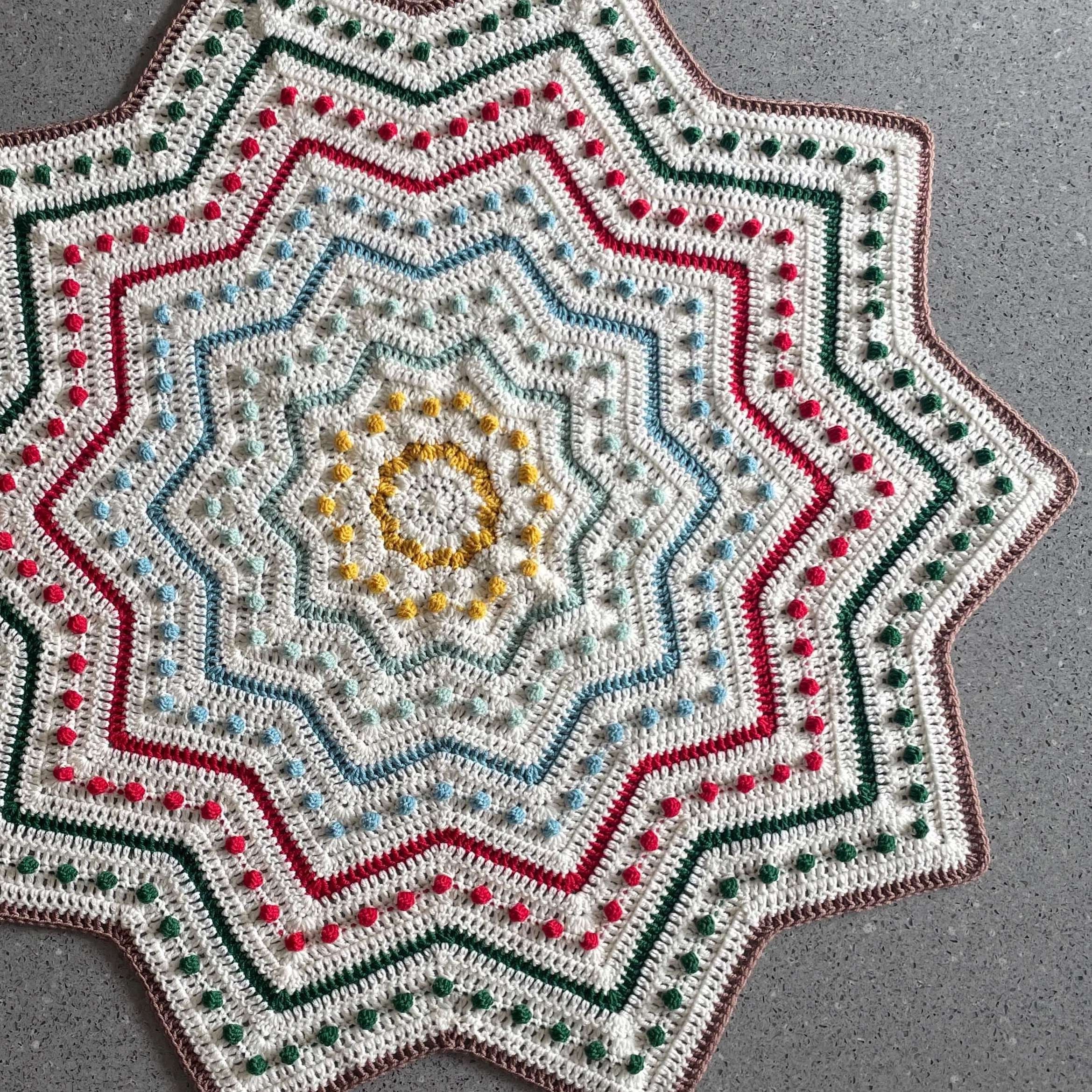 Candy Dot Star - Blanket - Image 4